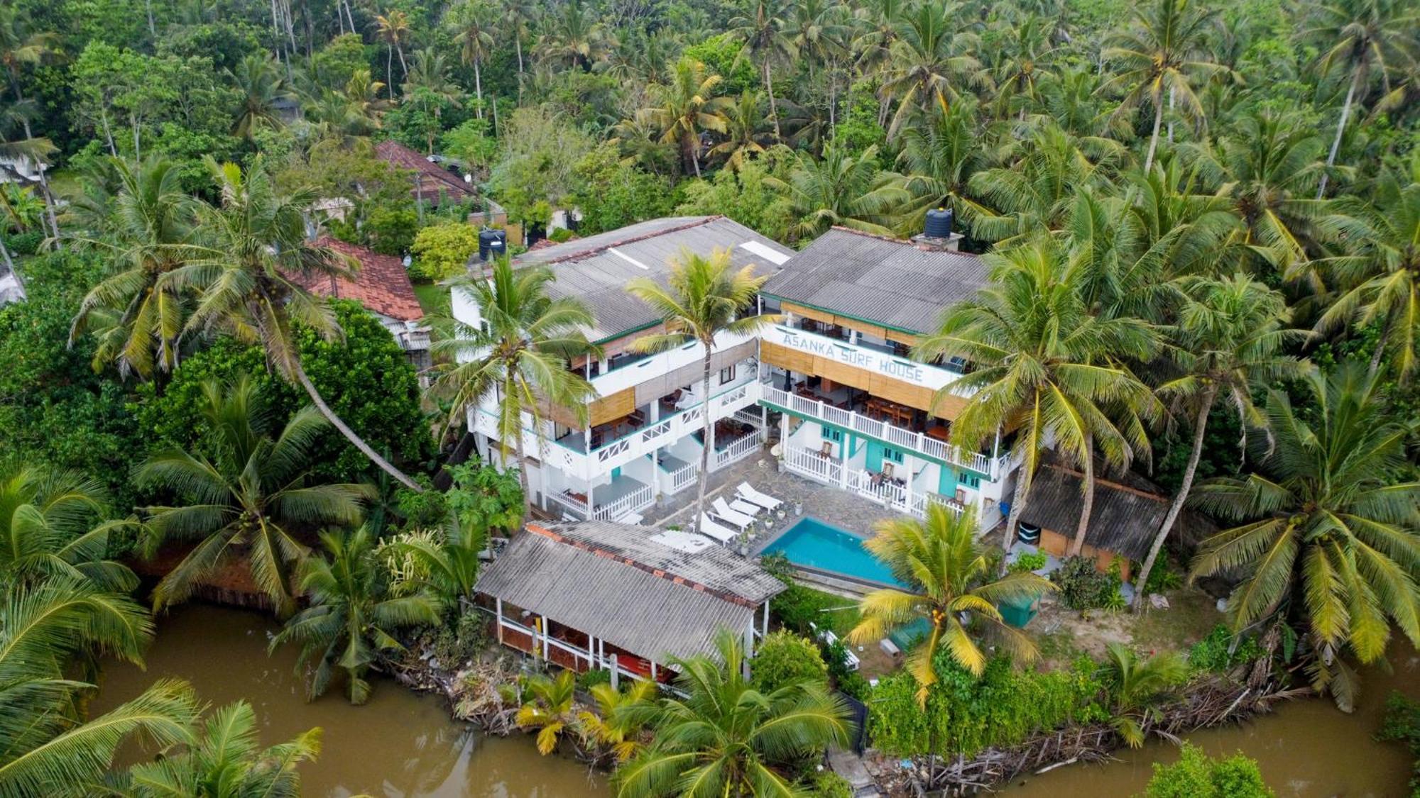 Bed and Breakfast Asanka Surf House & Resturant Midigama East Zewnętrze zdjęcie