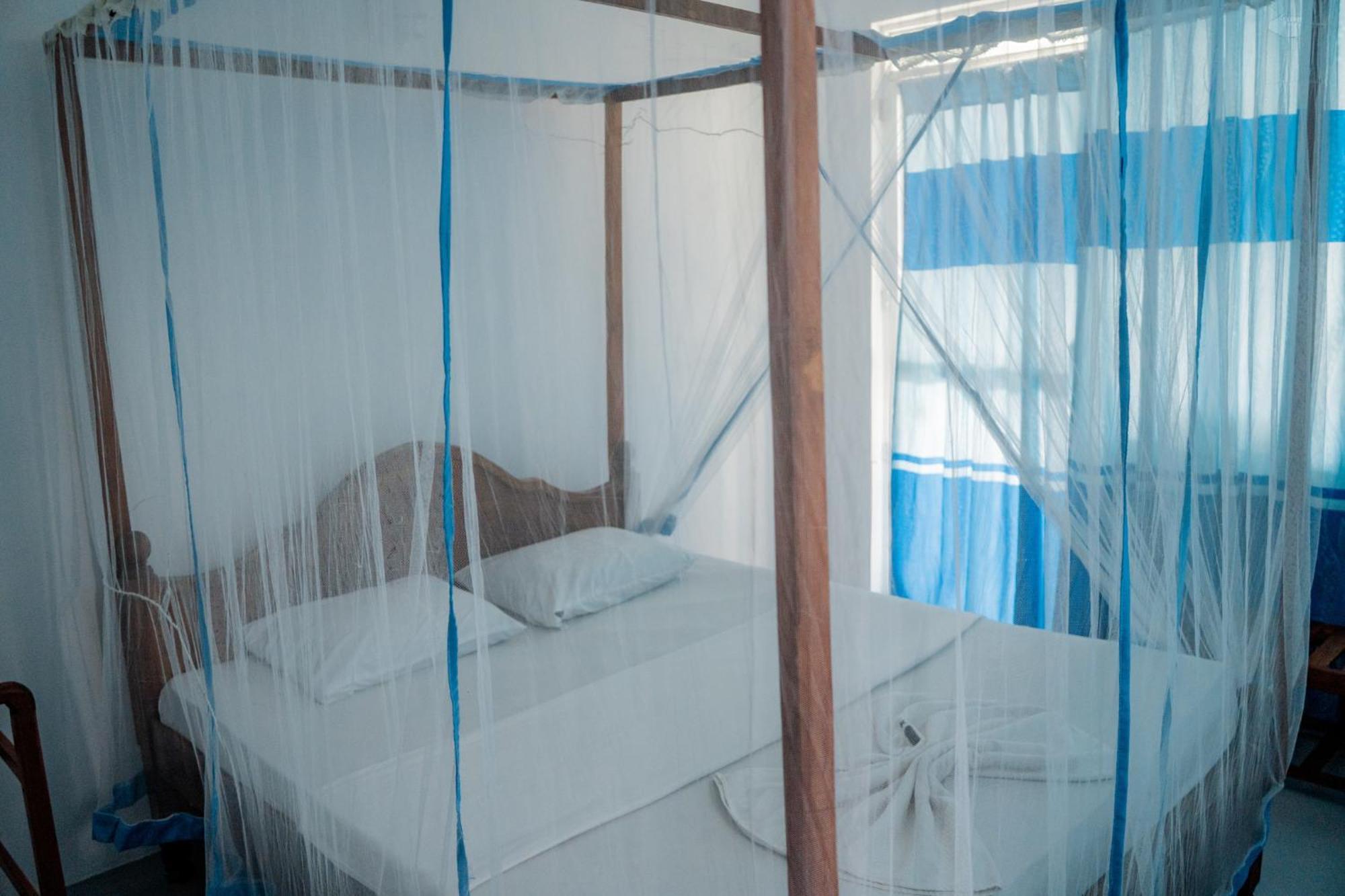 Bed and Breakfast Asanka Surf House & Resturant Midigama East Zewnętrze zdjęcie